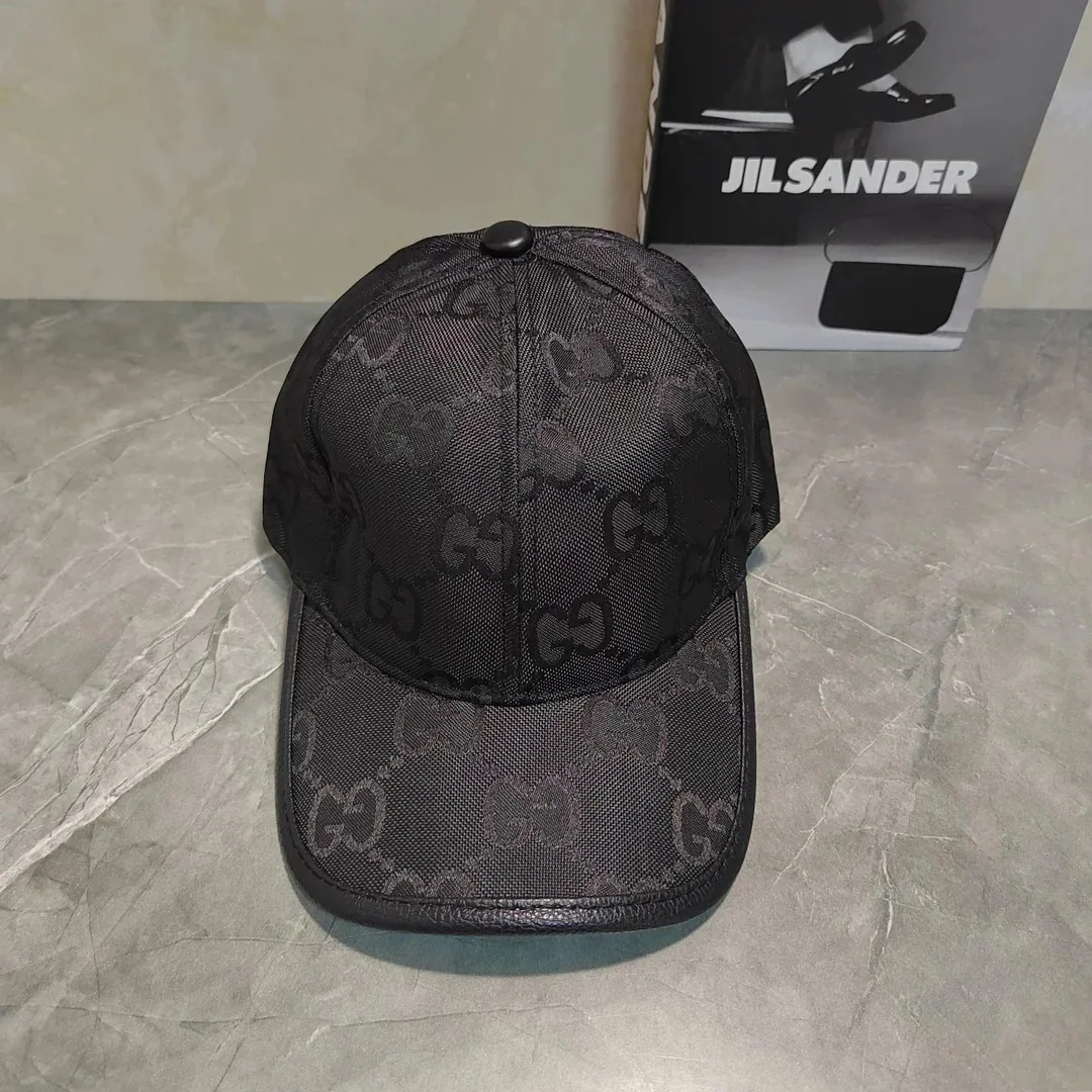 Gucci GG Canvas Baseball Cap — Photo 2