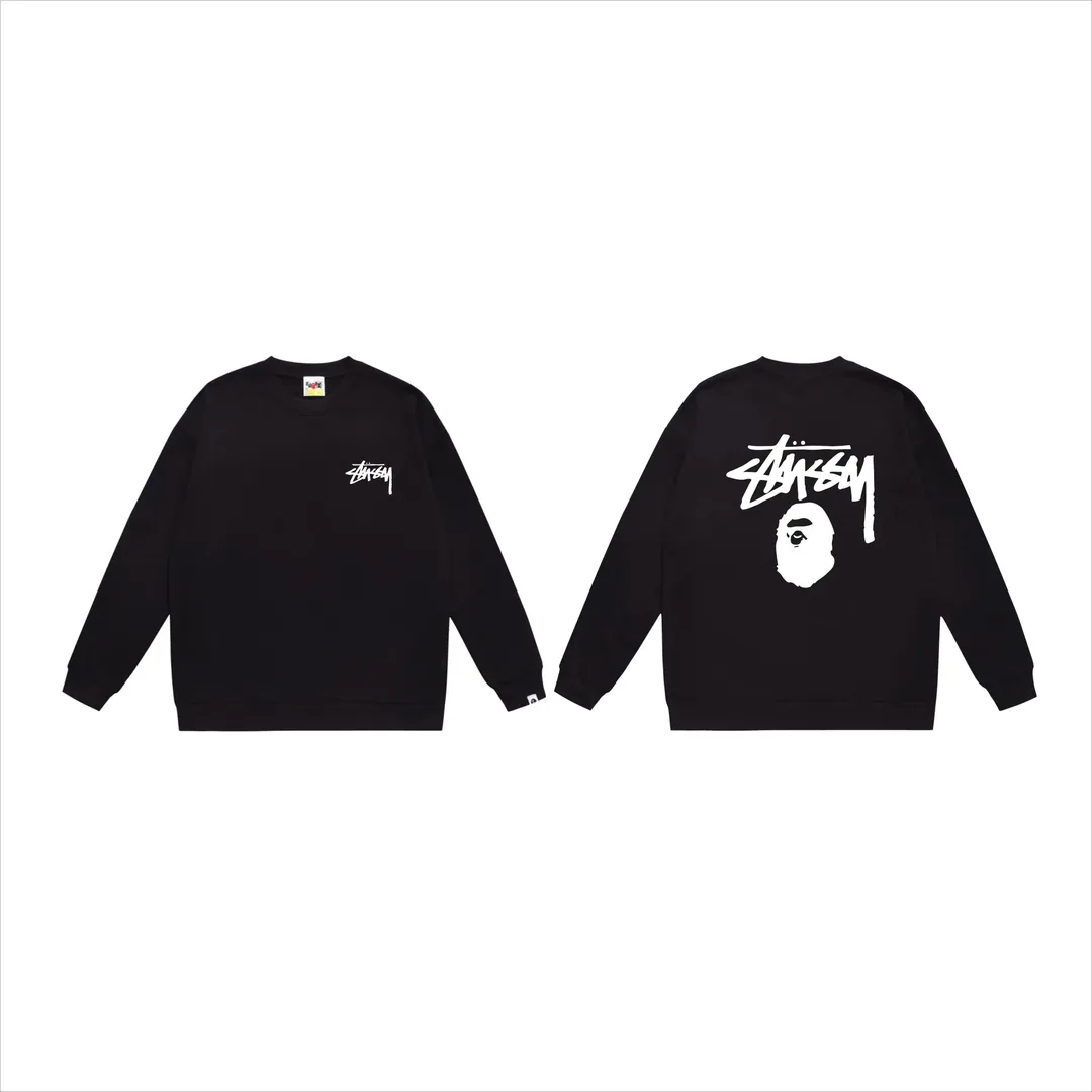 Crewneck Sweatshirt — Photo 13