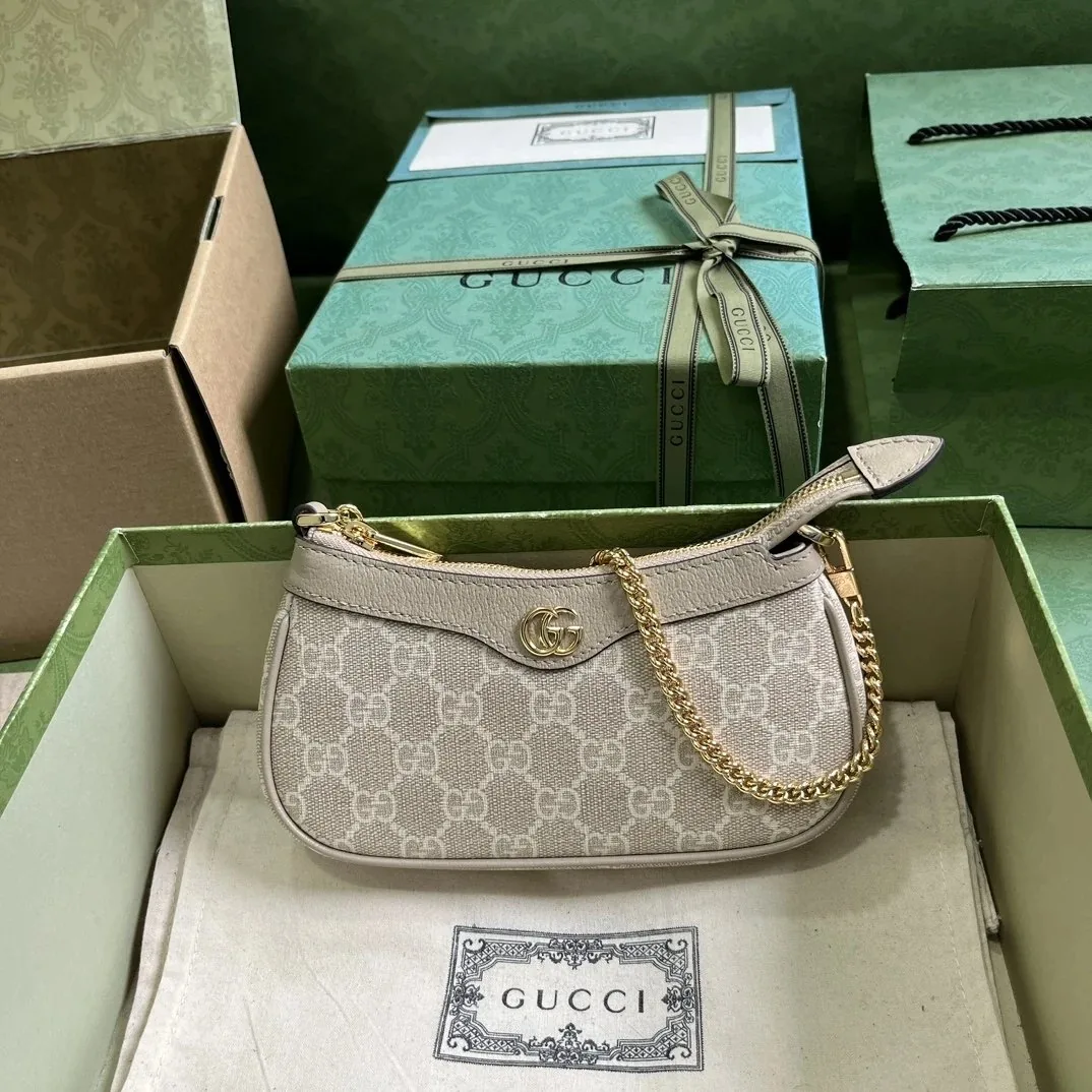 Gucci Mini Handle Underarm Bag — Photo 5