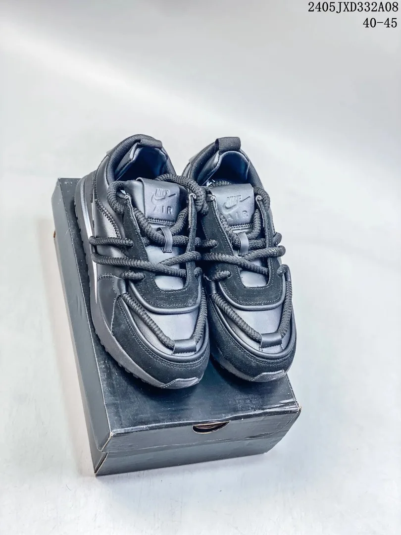 Nike Sacai Vapor Waffle White — Photo 4