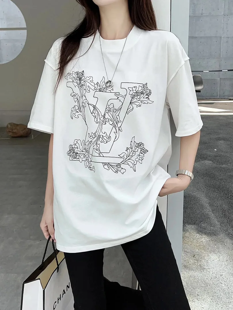 Louis Vuitton Monogram Print T-Shirt — photo 9