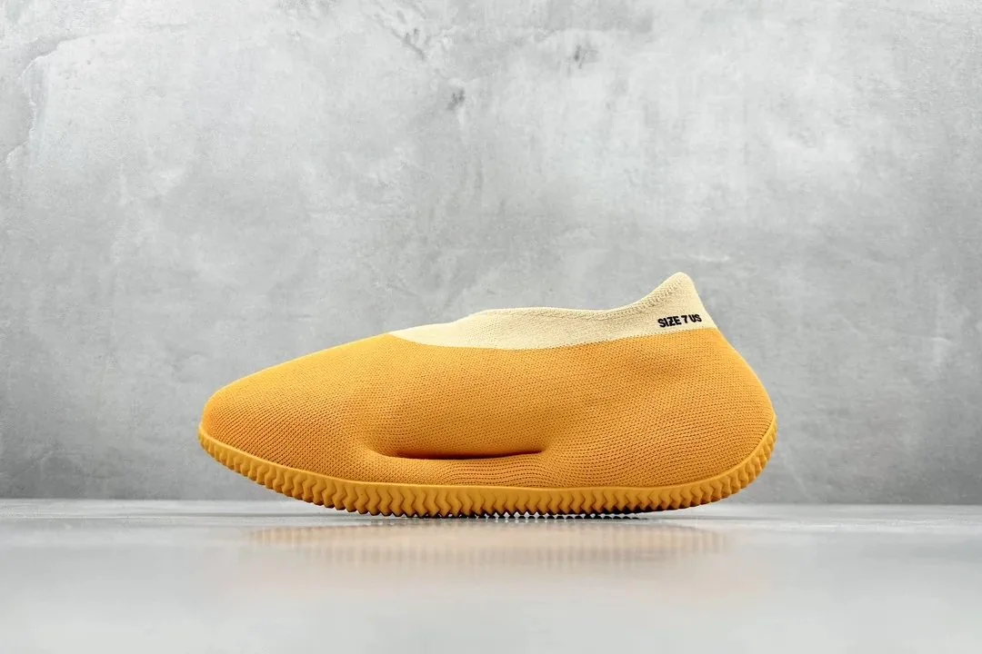 Adidas Yeezy Knit Runner Beige Sulfur Runners — photo 3