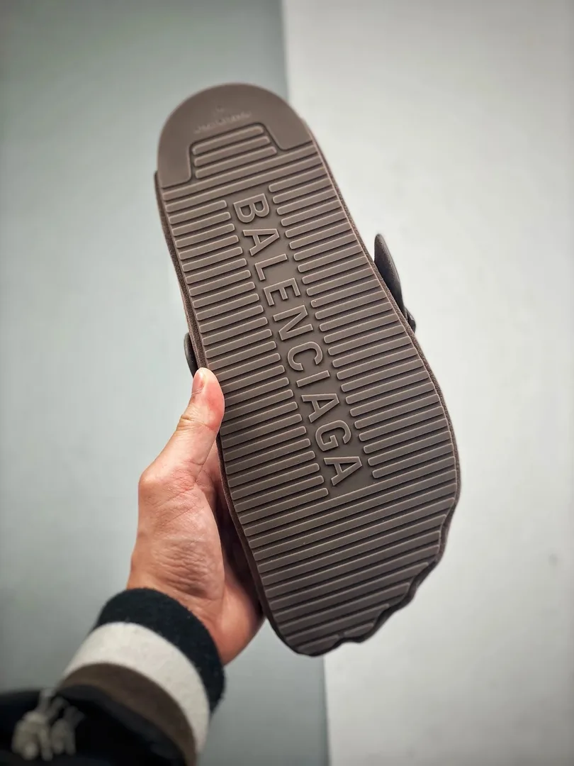 Balenciaga Brown Suede Collab Low-Tops — Photo 14