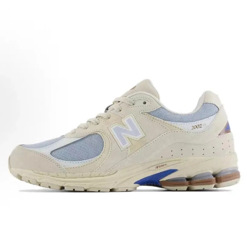 New Balance 2002R Cushioned Runners — Photo 9