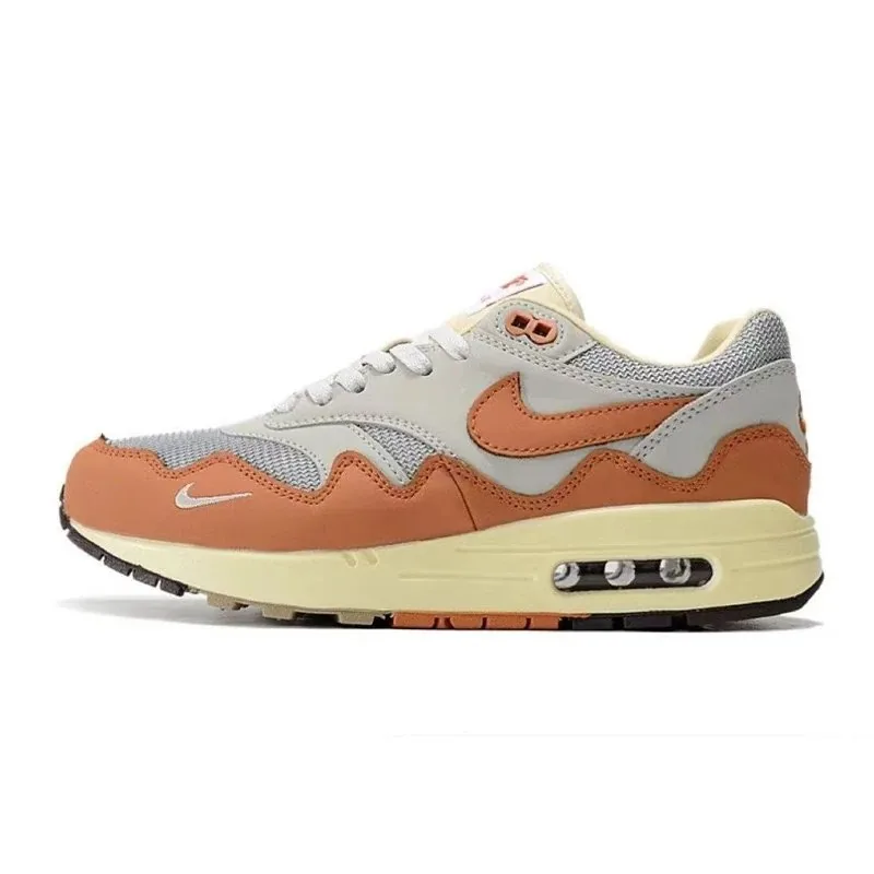 Nike Air Max 1 — Photo 9