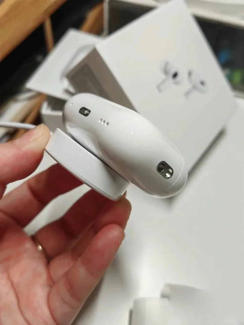 USB-C ANC Earbuds Pro 2 — QC