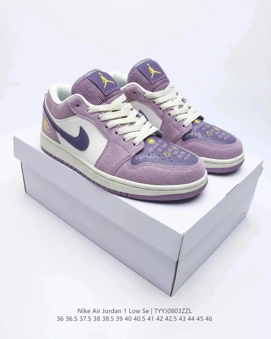 Jordan 1 White Basic Trainers — Photo 8