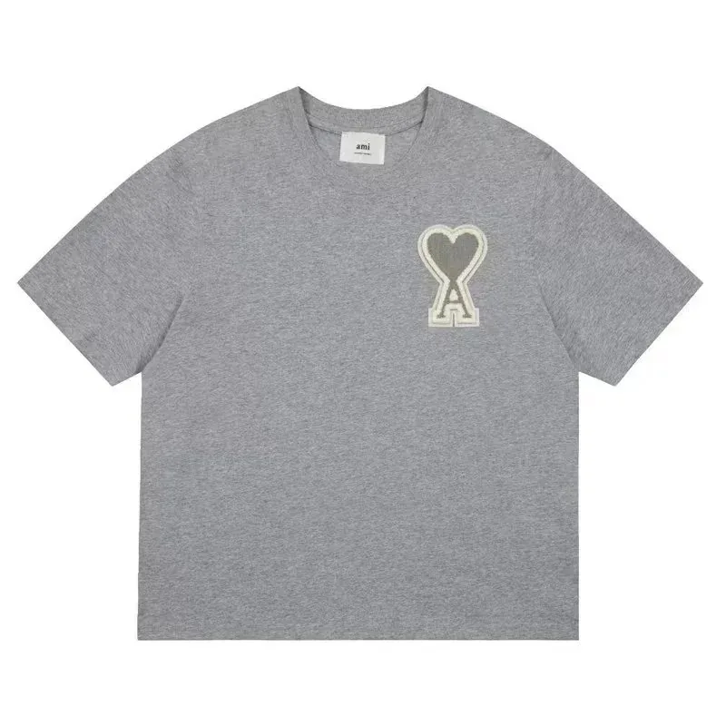 AMI Paris Ami de Coeur Logo T-Shirt Collection — Photo 11