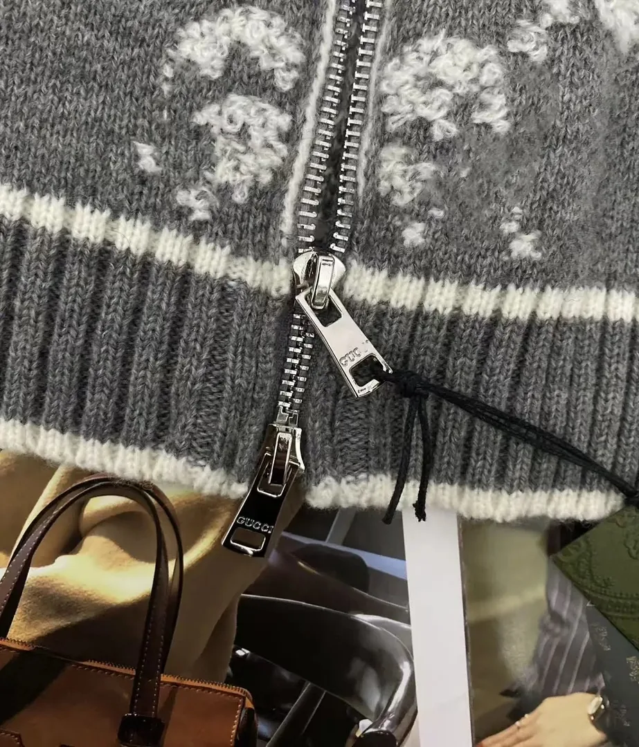 Gucci Down Jacket — photo 5