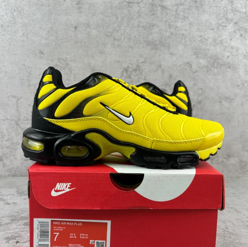 Nike Air Max Plus (TN) White Running Shoes — QC