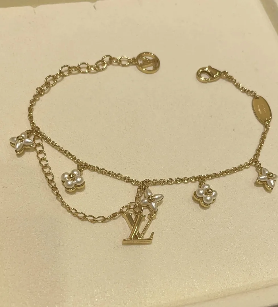 Gold Floral Pearl Bracelet