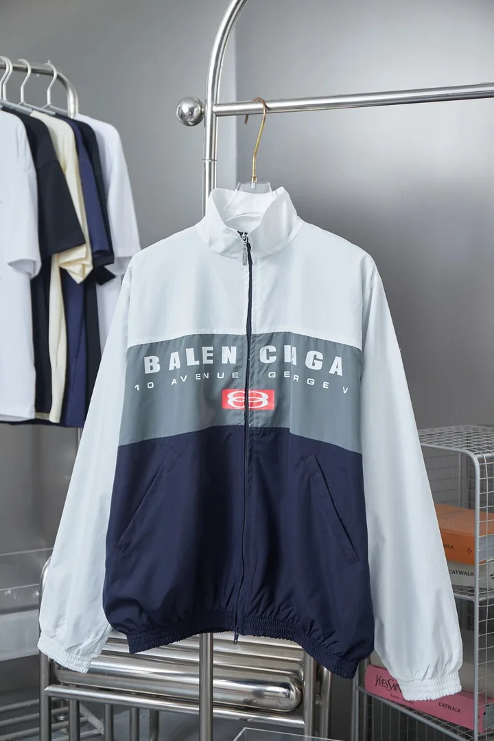 Windbreaker — QC