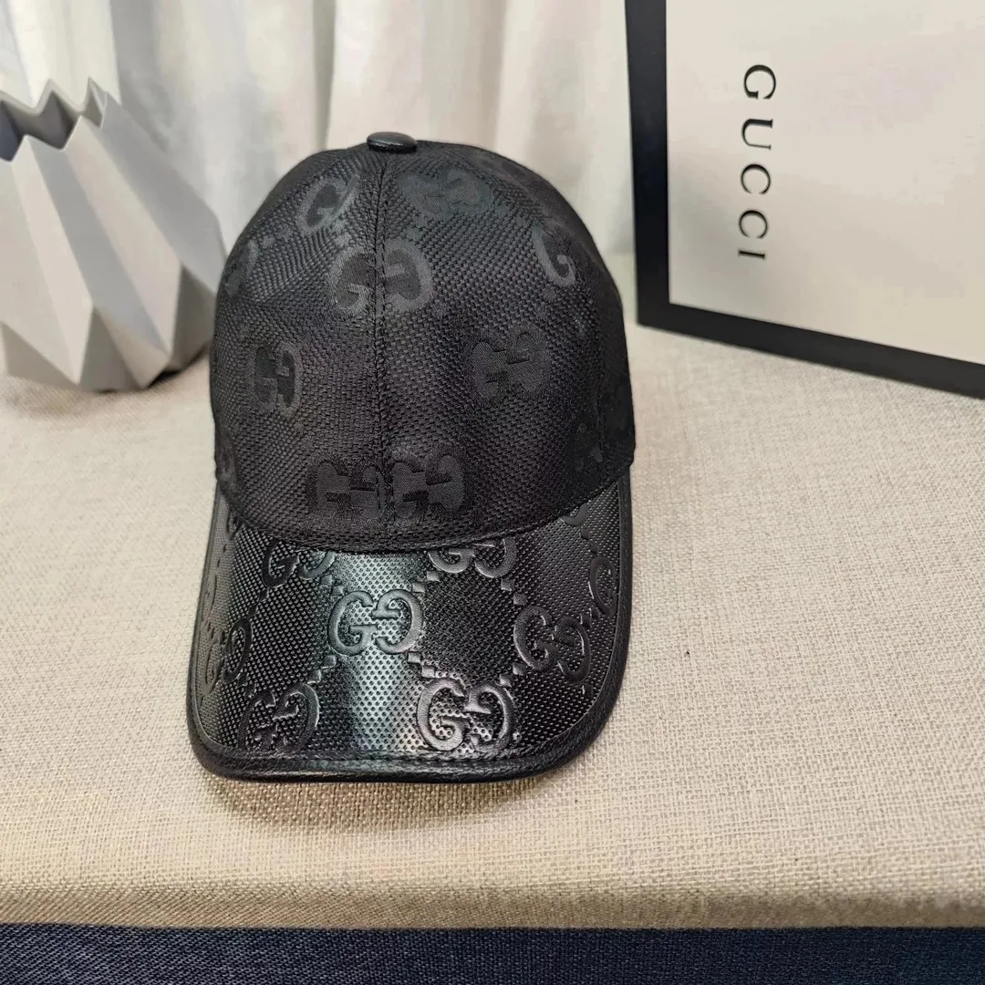 Baseball Cap — Photo 4