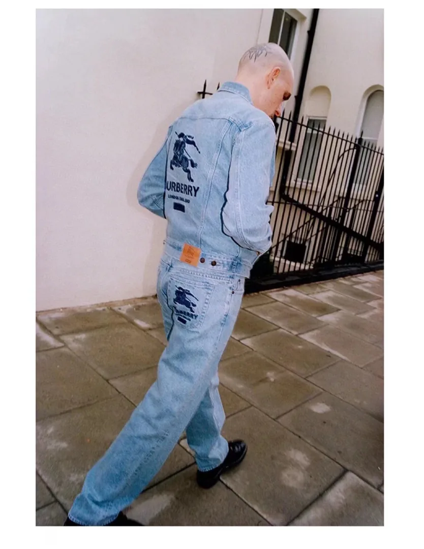 Burberry War Horse Embroidered Jeans — photo 10