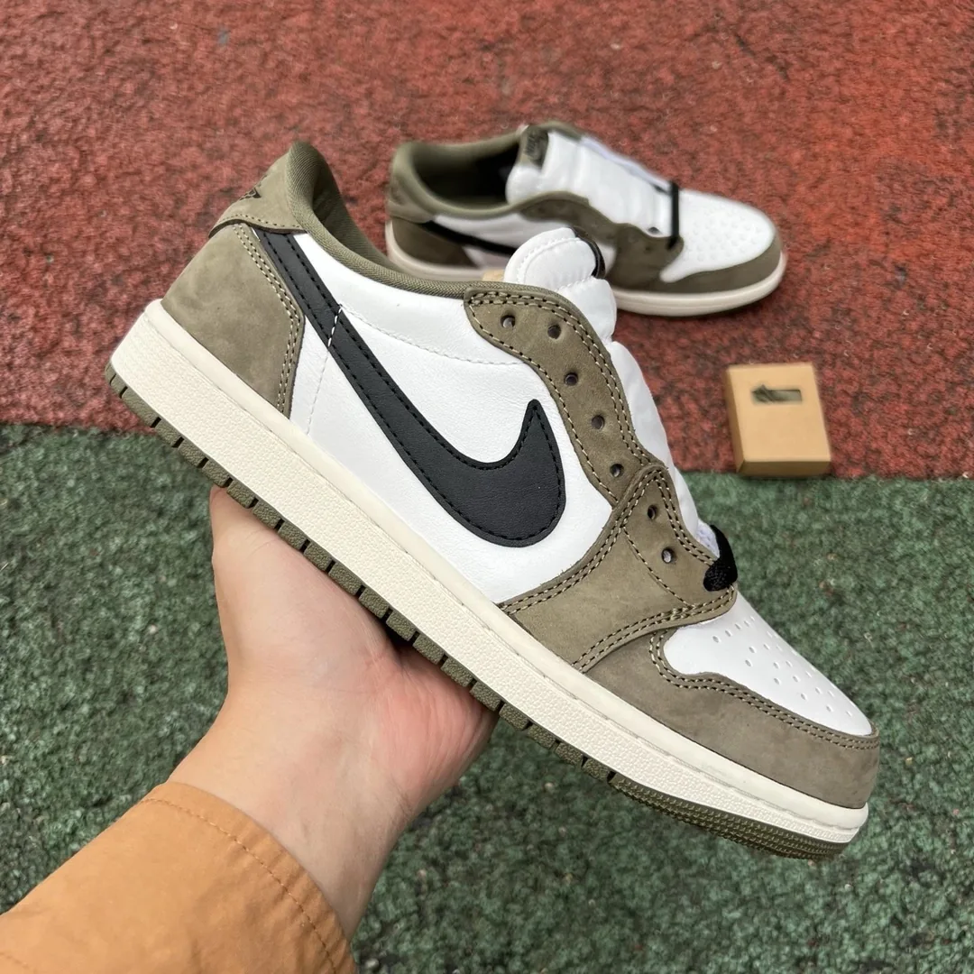 Air Jordan 1 Low OG Medium Olive — photo 2