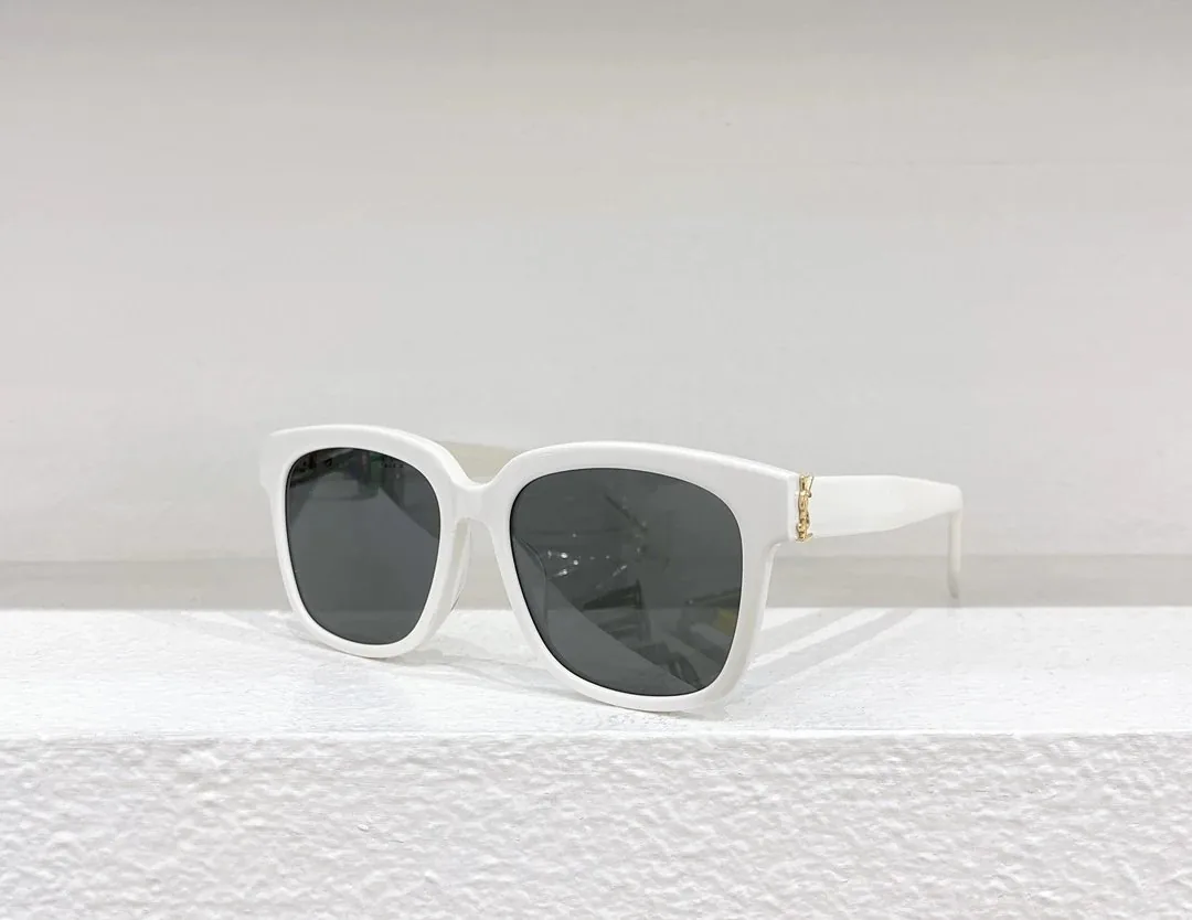 Saint Laurent SL M40 Sunglasses — photo 2