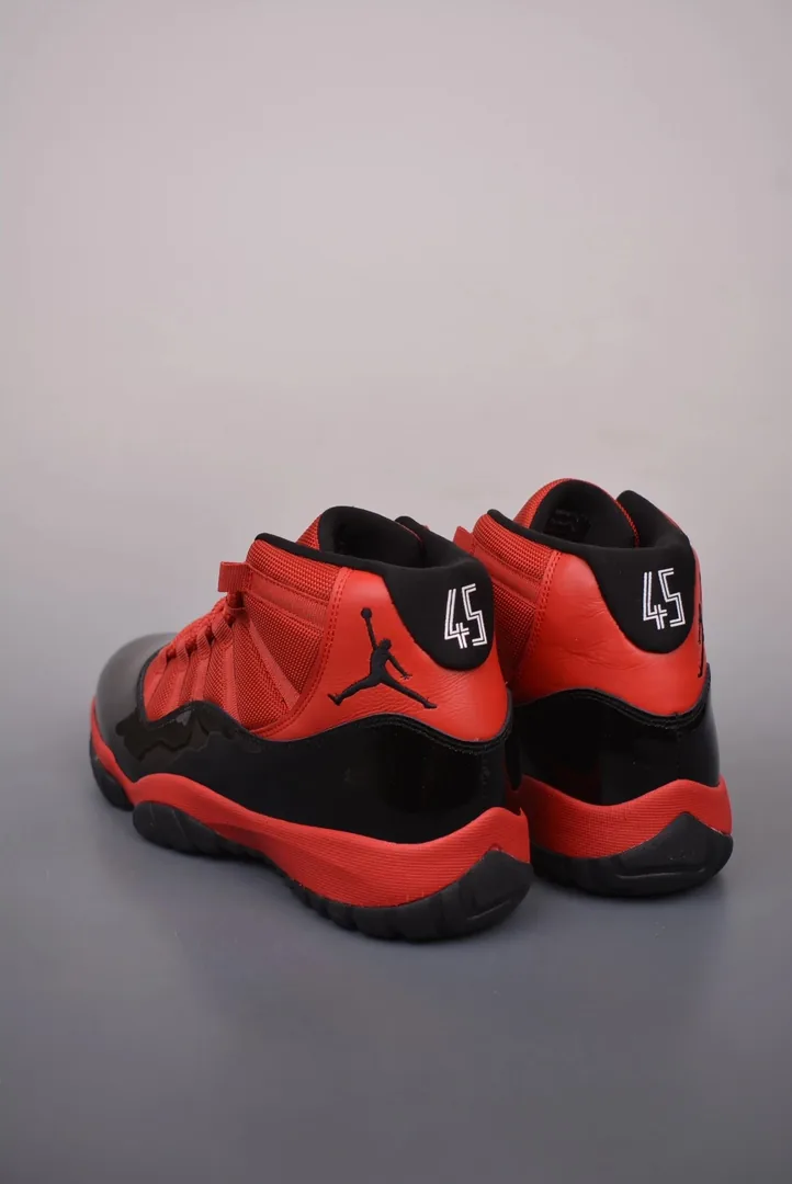 Air Jordan 11 Defining Moments — Photo 7