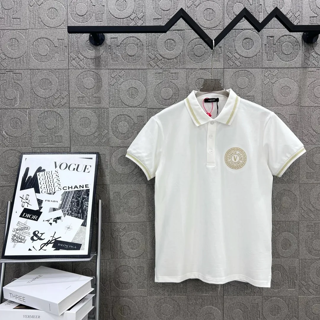 Versace Short-Sleeve Tee — Photo 3