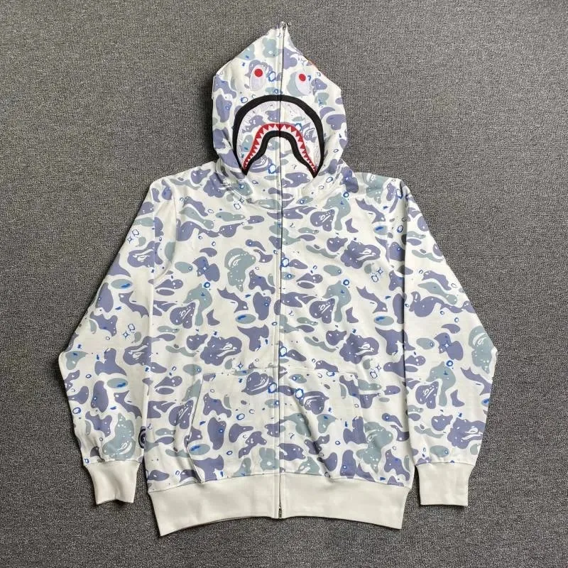 Pullover Hoodie — Photo 7