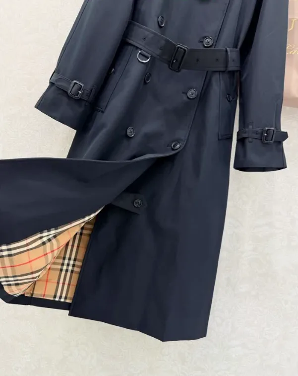 Insulated Winter Jacket — Photo 8