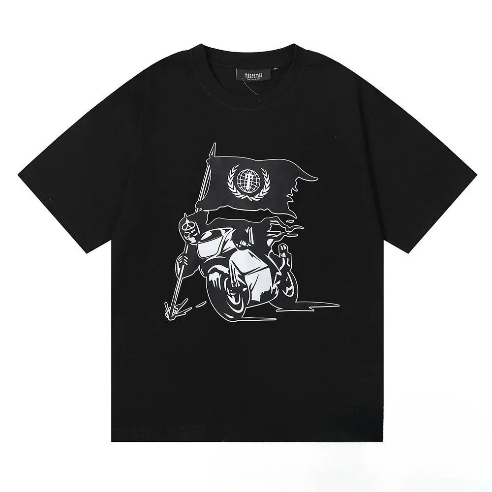 Print T-Shirt — Photo 14