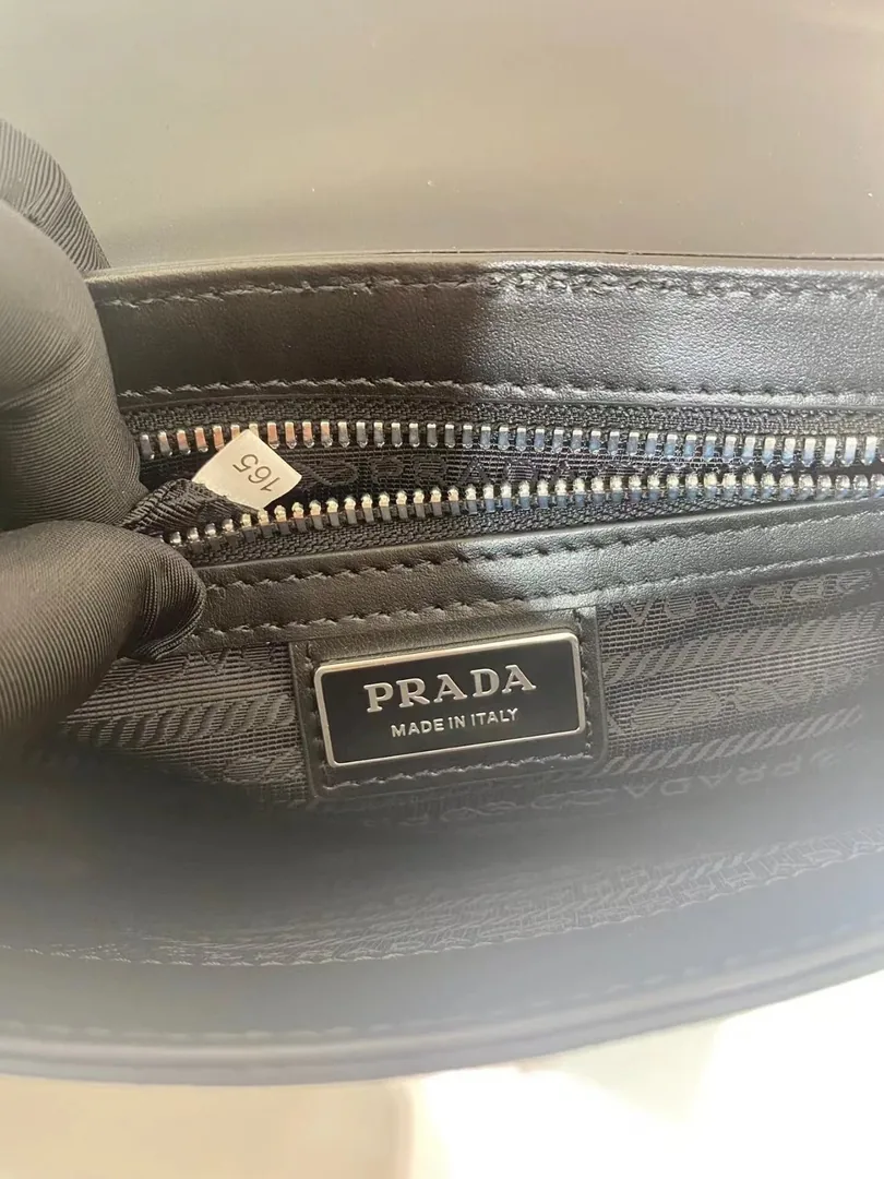 Prada Leather Bag — photo 3