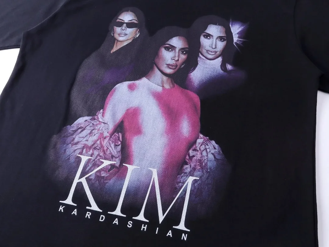 Cotton Portrait Graphic T-Shirt — photo 12