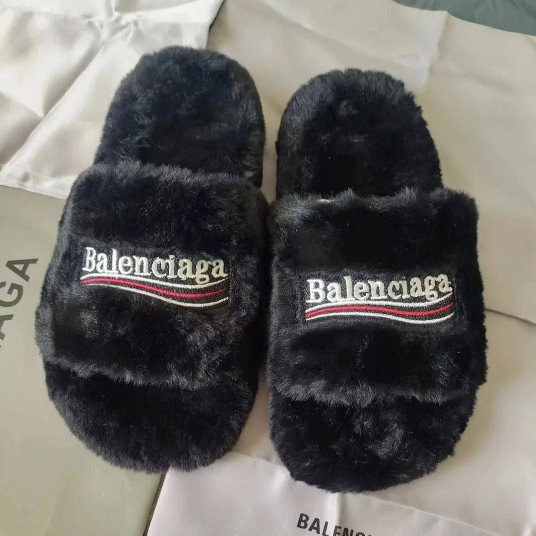 Bottega Veneta Fuzzy Slides — photo 8
