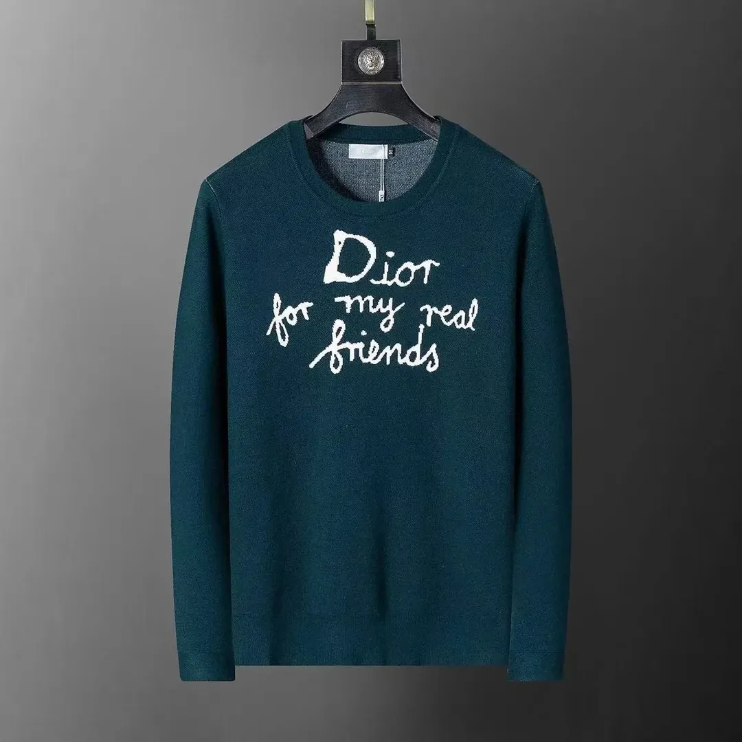 Long-Sleeve Tee — QC