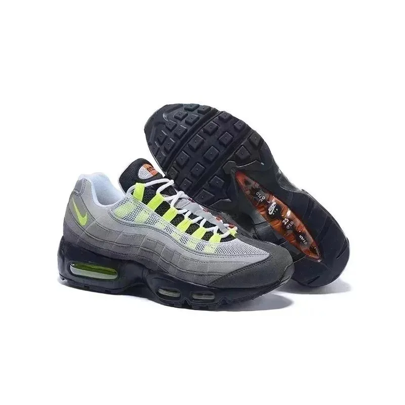 Nike Air Max 95 Black Sneakers — QC