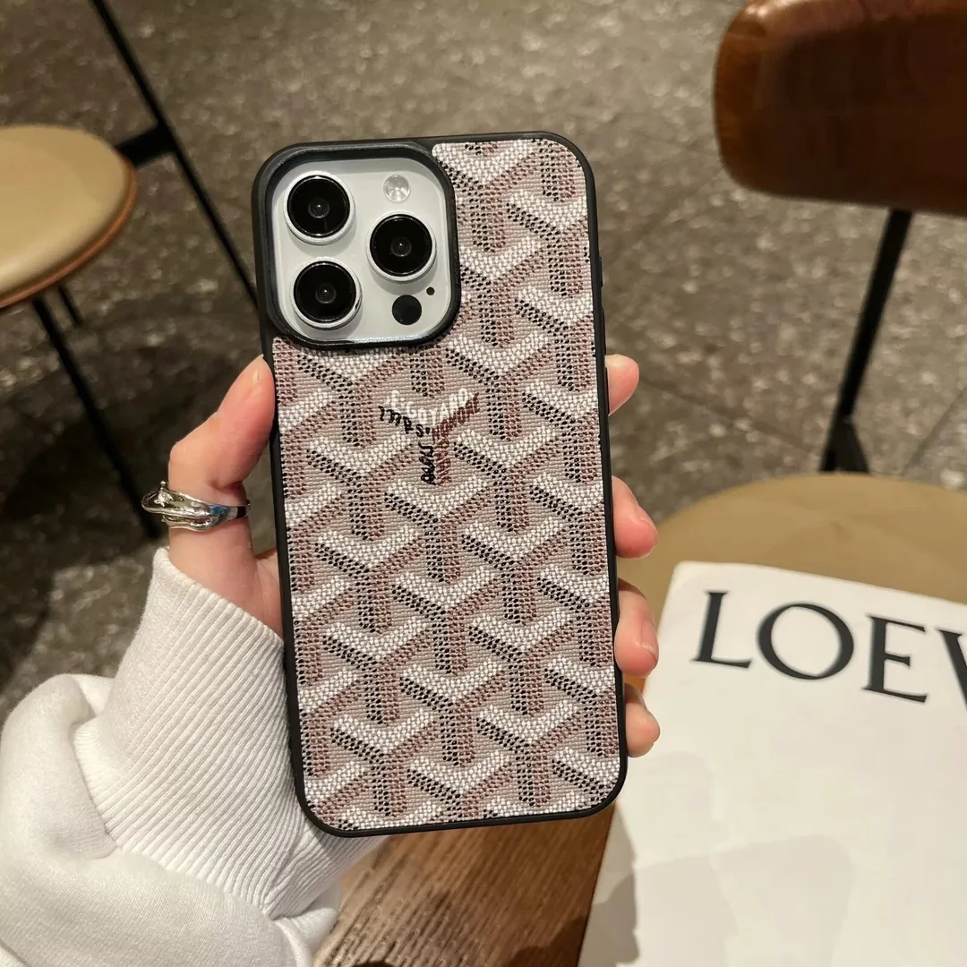 Street Style Phone Case — Photo 12