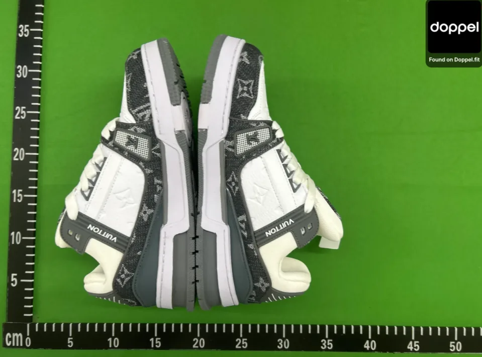 Louis Vuitton LV Trainer Blue White Trainers — Photo 14
