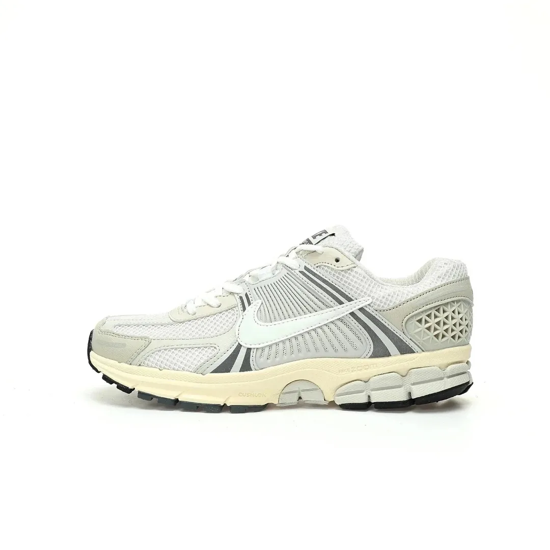 Nike Zoom Vomero 5 Grey Lace-Up Trainers — QC