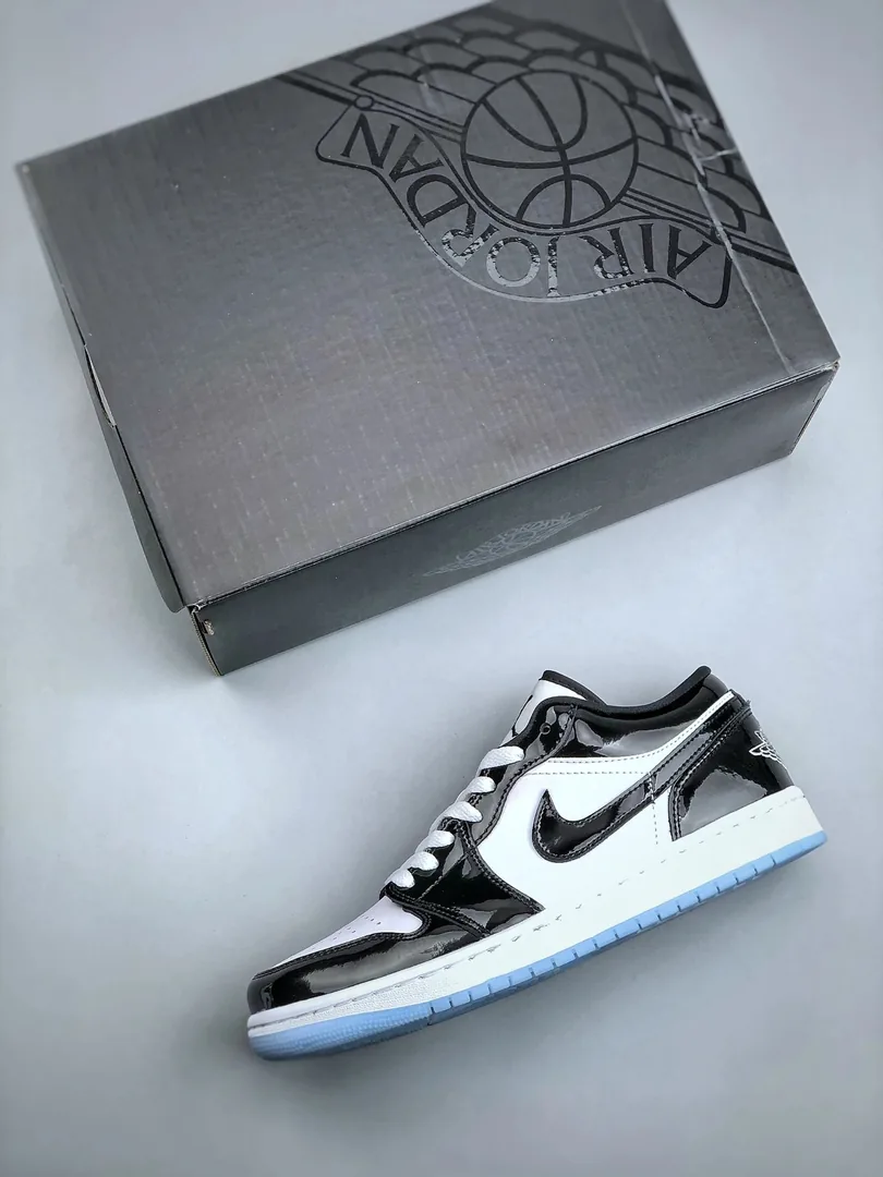 Air Jordan 1 Low Concord — Photo 3