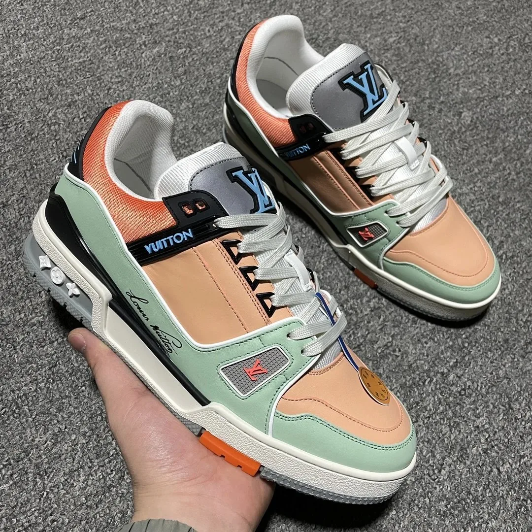 Louis Vuitton LV Trainer Brown Beige Low-Top Trainers — Photo 6