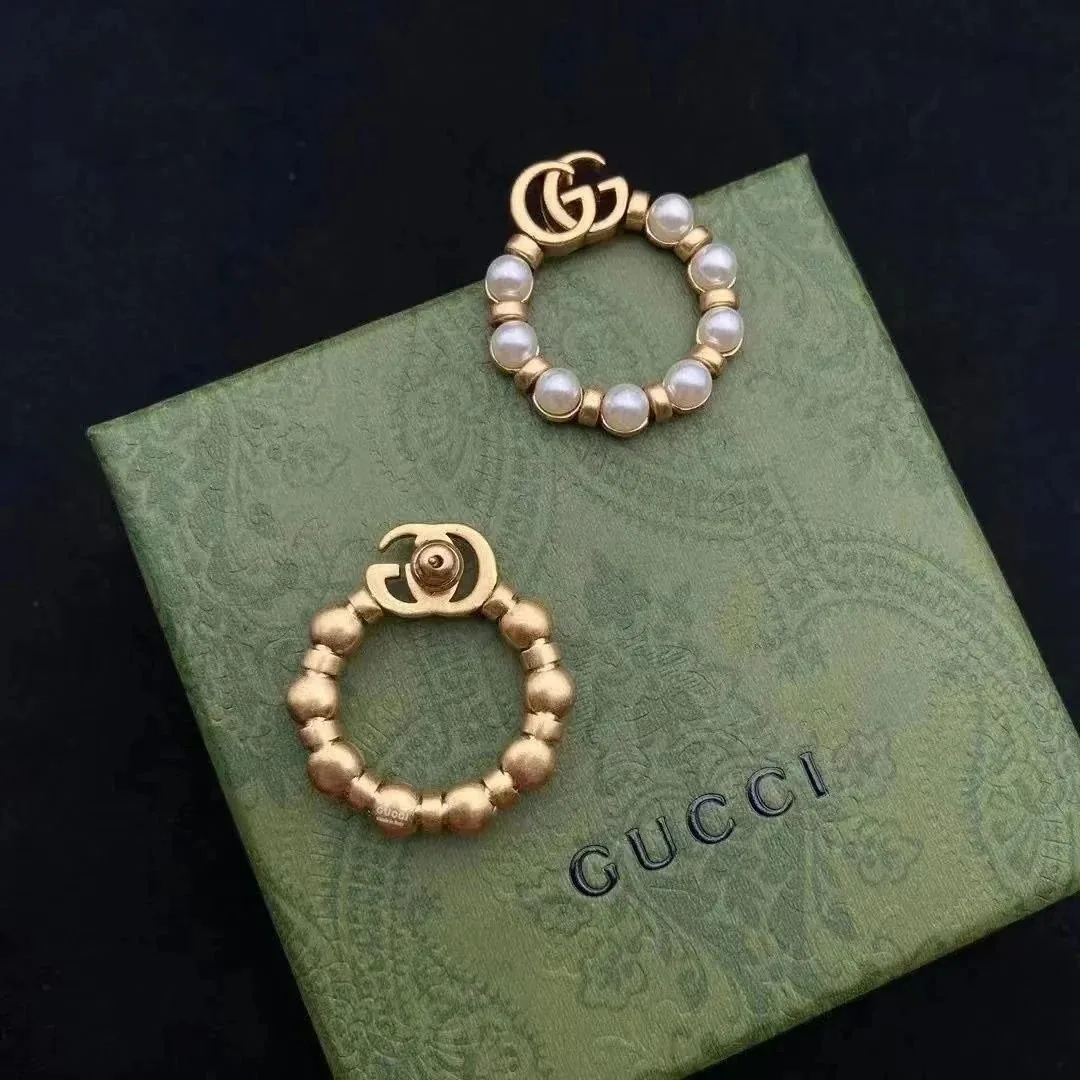 Pearl Earrings — QC