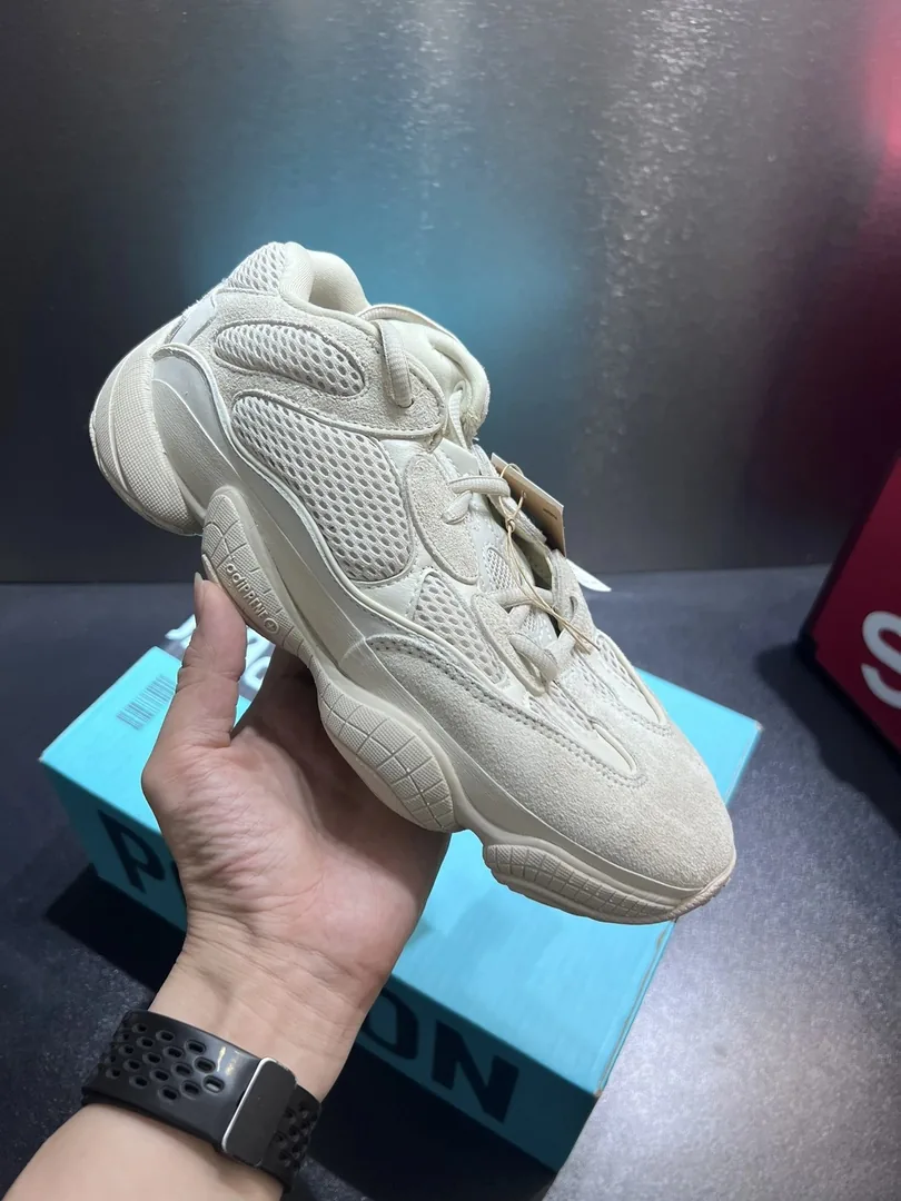 Adidas Yeezy 540 Suede Sneakers — Zdjęcie 10