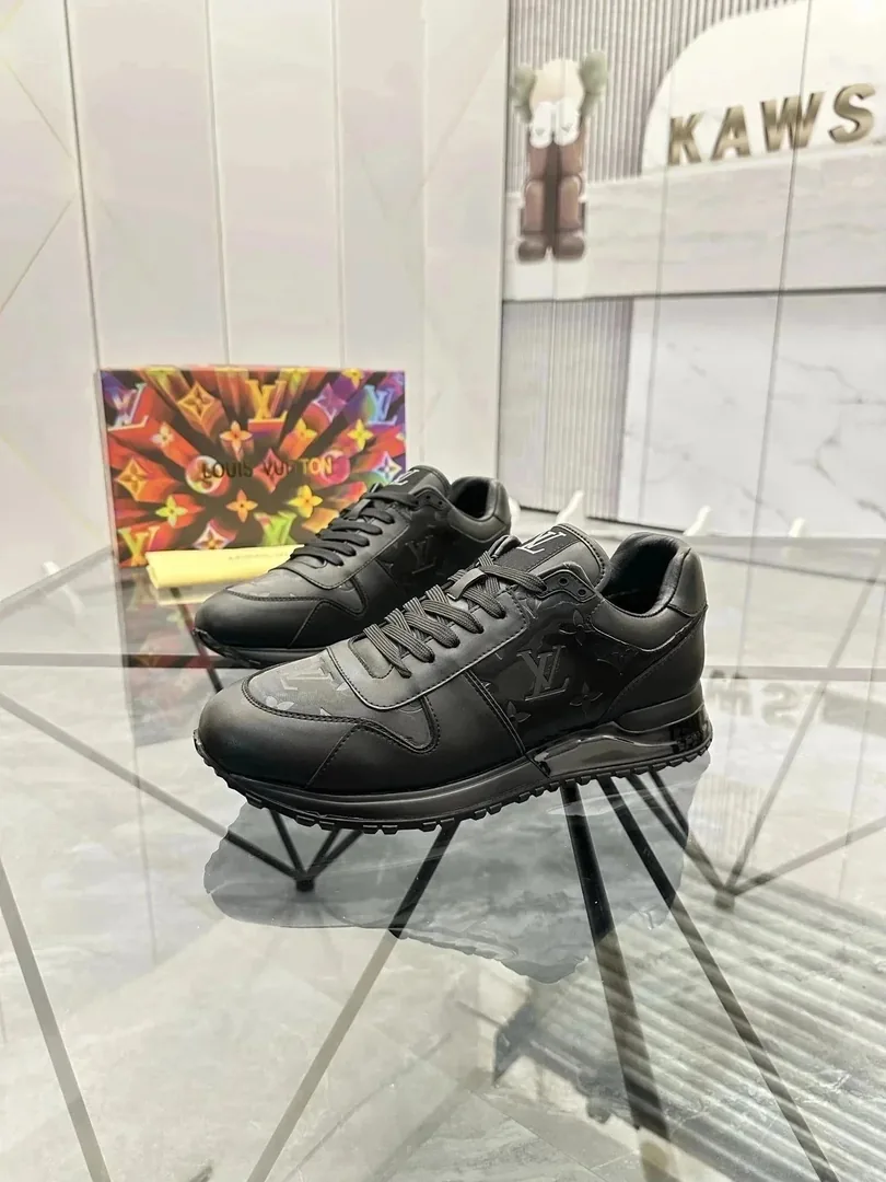 Louis Vuitton Run Away White Basic Sneakers — photo 10