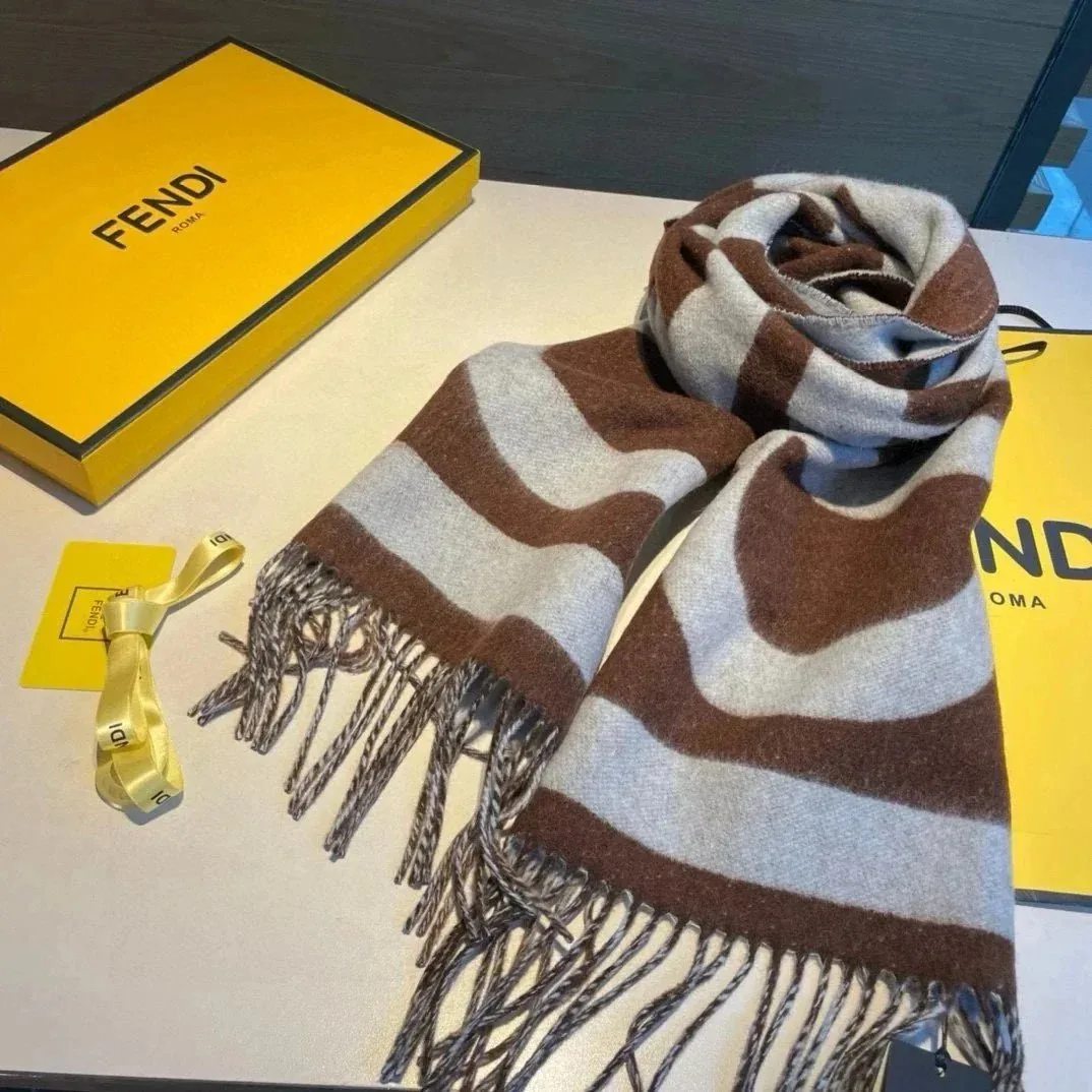 Chanel Logo Print Cashmere Scarf — photo 6