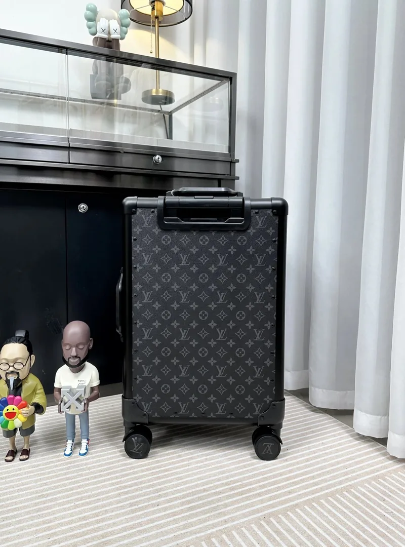 Louis Vuitton Carry-On Trolley Suitcase — Photo 14