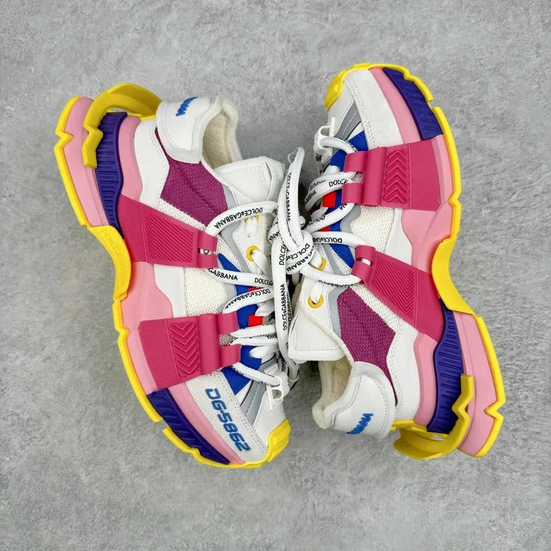 Dolce & Gabbana & Retro Low-Top Sneakers — QC