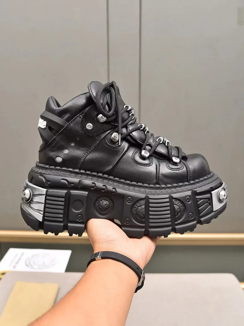 New Rock Black White Gold Hardware Sneakers — Photo 15