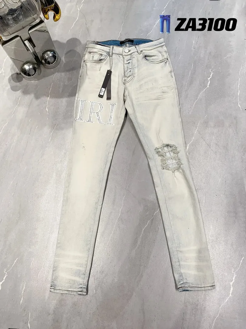 Jeans — Photo 13