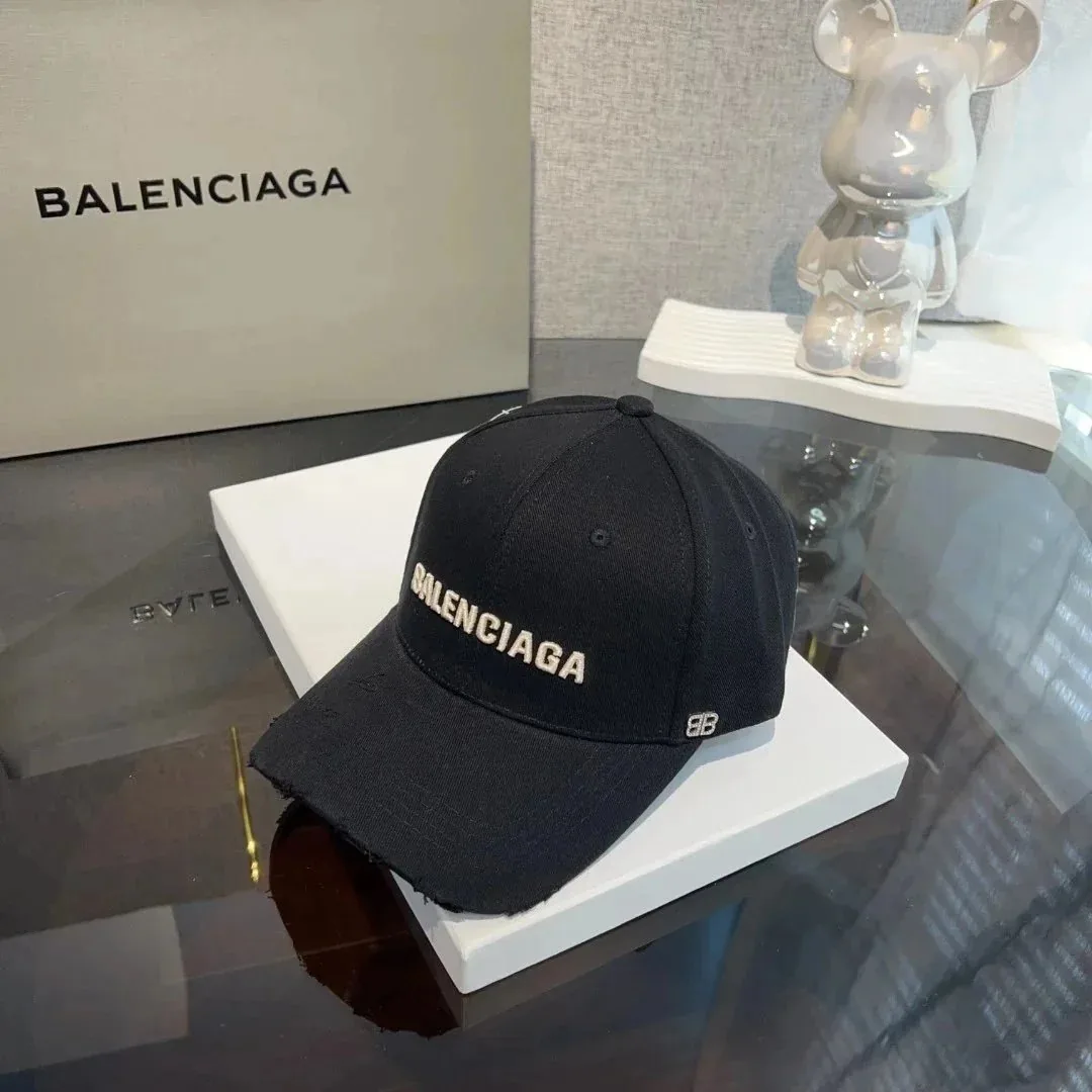 Balenciaga Allover Logo Baseball Cap — Photo 8