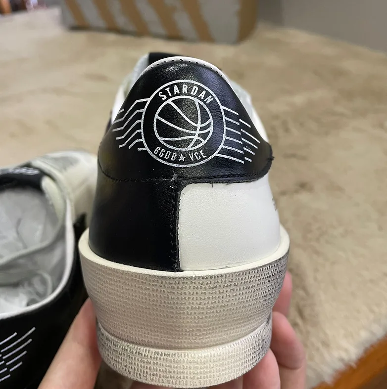 Golden Goose Stardan Black Low-Top Sneakers — QC