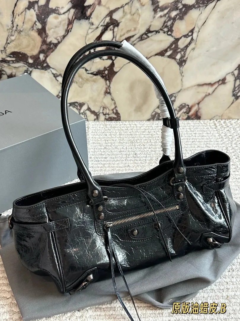 Balenciaga Waxed Leather Hobo Bag — photo 8