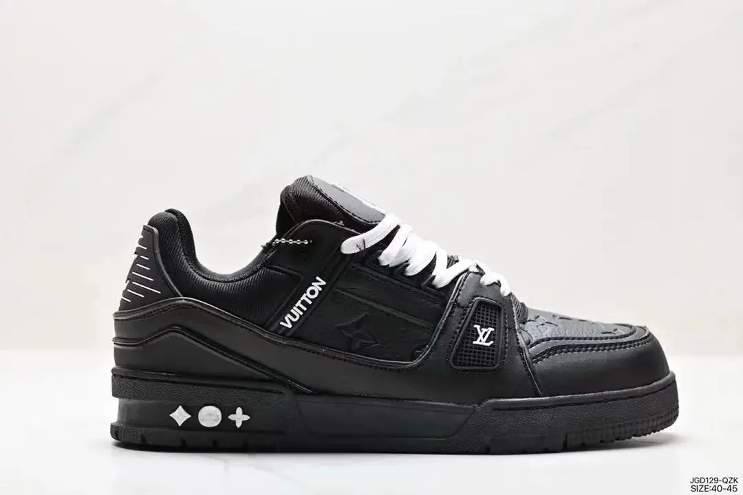 Louis Vuitton LV x Nike Air Force 1 VT Trainers — Photo 12