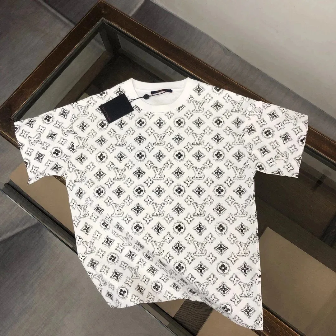 Louis Vuitton Monogram Jacquard T-Shirt Collection — Photo 13