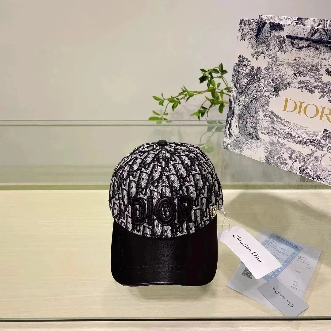 Fendi FF Monogram Baseball Cap Collection — photo 4