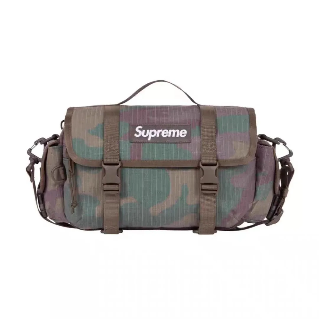 Supreme Backpack — Photo 11